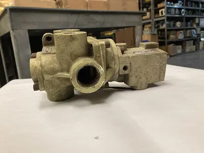Used ROSS CONTROLS 2176B4001W Solenoid Valves Ohio US | Surplus Asset Holdings #1247582