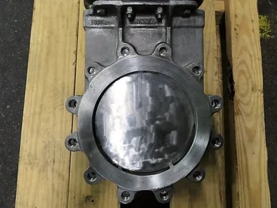 Grinell 10"-150 knife gate valve actuated