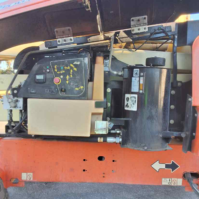 USED 2017 JLG 450AJ