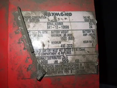 The Raymond Corporation 8000 Lbs Electric Pallet Jack