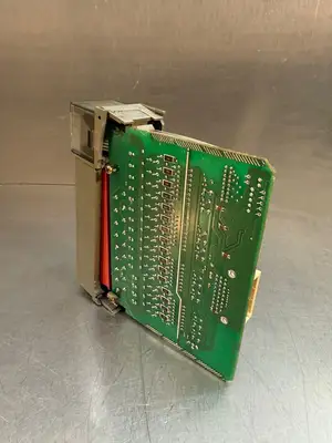 Allen-Bradley 1746-IA16 /C SLC 500 Input Module (4.4.4)