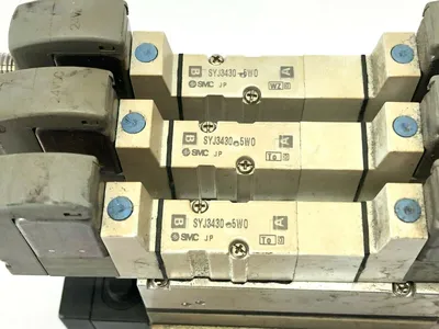ZZM03-TSB | SMC  Vacuum Generator Manifold Assembly - Used