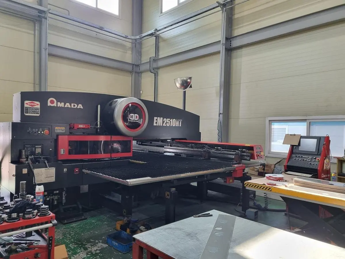 USED AMADA EM-2510NT