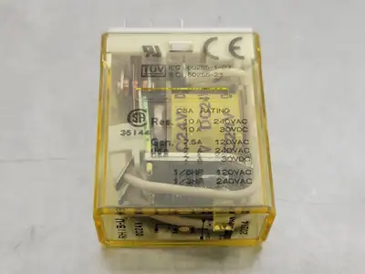 NEW IDEC RH1B-UDC24V