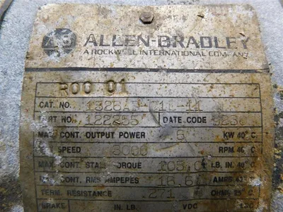 Allen Bradley 1326AB-C1E-11 AC Servo Motor 2.6kW 3000RPM 105.0 LB.-IN. Used