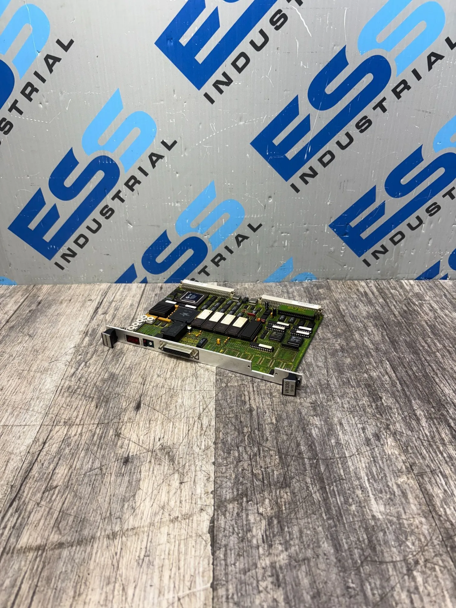 USED ELTEC ELEKTRONIC VK030 AES1