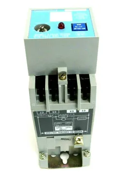 NEW ALLEN BRADLEY 700-RTA00L000A1 TIMING RELAY SER.B 700RTA00L000A1