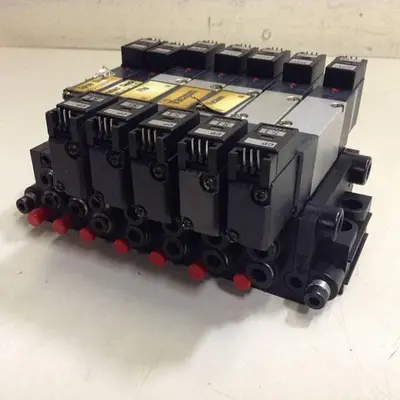 USED KOGANEI A180-4E2-CPLL-12W-1L