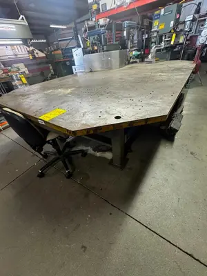Used _UNKNOWN_ _UNKNOWN_ Welding Tables Ohio US | Myron Bowling Auctioneers Inc #1504097
