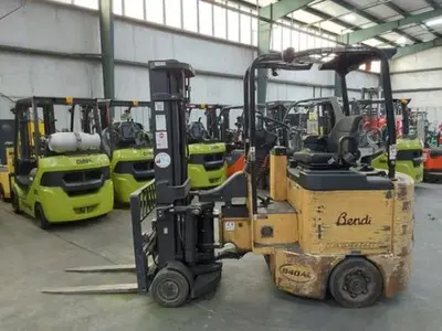 Used 2018 LANDOLL B40/48AC180D Narrow Aisle Forklifts | Russell Equipment #724801