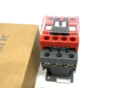 New | in-Stock Noark Safety IEC Contactor, 12A 3-Pole 24VDC, 1322003 PLC Contactors Michigan US | Maverick Industrial Sales #1514640