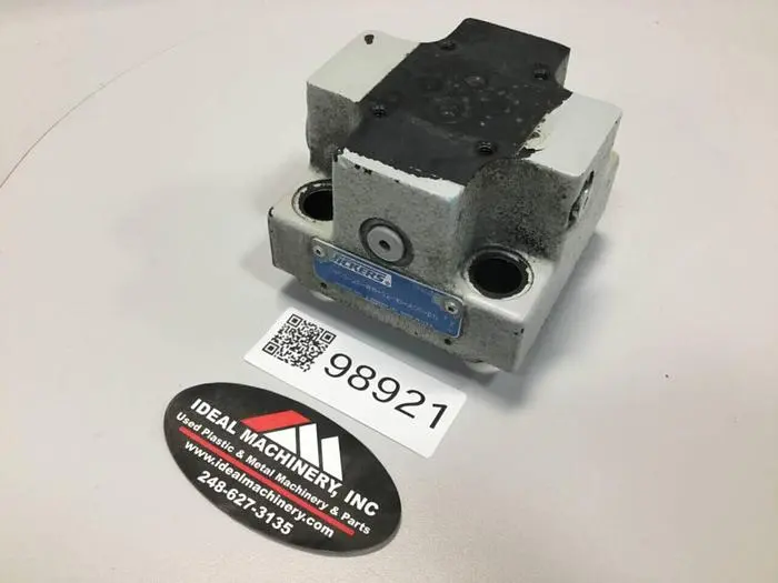 Used VICKERS CVCS25W11S210A00B12 Valves/Fittings Michigan US | Ideal Machinery #573359