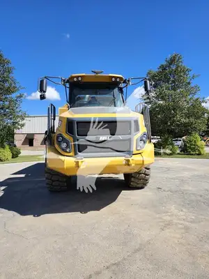 USED 2024 BELL B30E