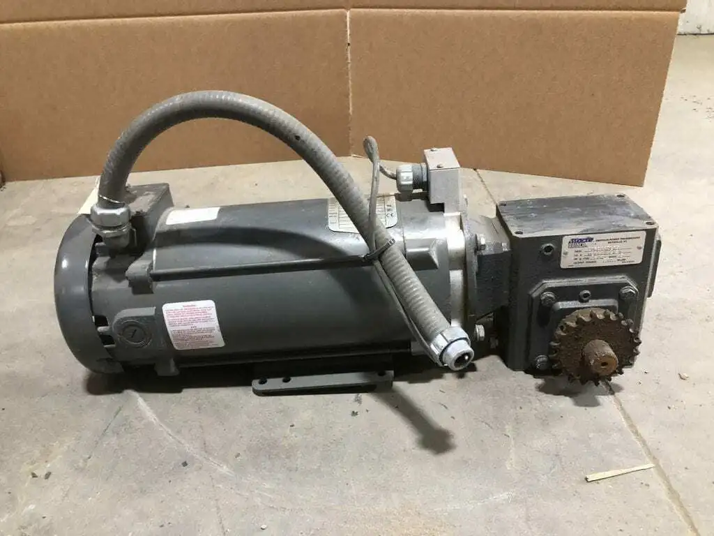 Morse Raider 2060140LR5 Right Angle Gear Drive / Speed Reducer 2HP 5:1 180V
