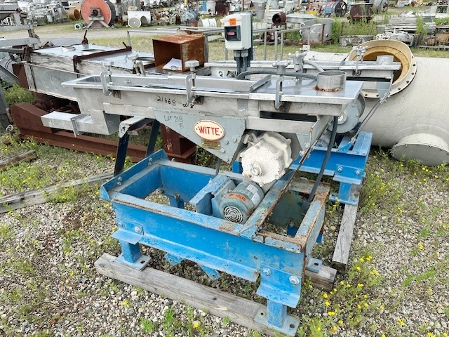 Used WITTE 6" X 4' Vibratory Screens New Jersey US | Perry Equipment #145312