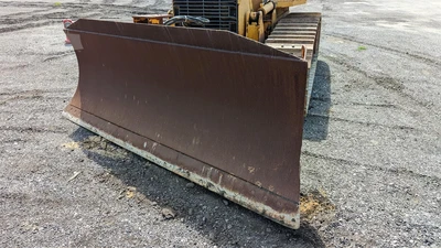 USED 2006 DEERE 750J LT