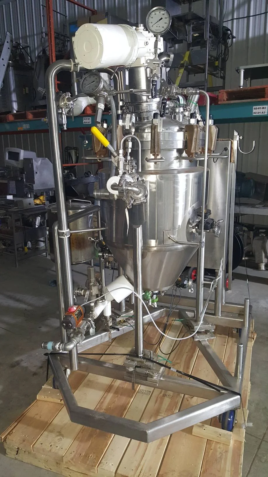 Tank DCI 100 liter Pressurized Vacuum Jacketed Reactor Tank