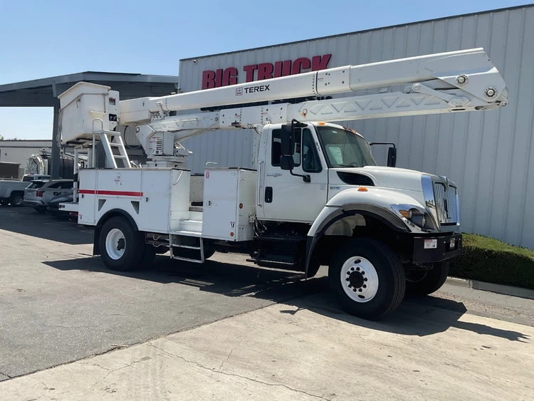 Used 2012 INTERNATIONAL 7300 Bucket (boom) trucks California US | Big Truck & Equipment #1412308
