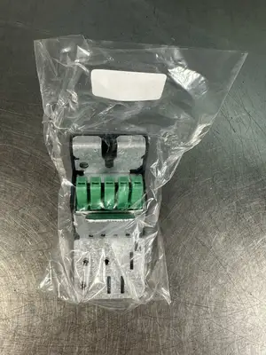 Pbe Motor Pluggable Connector S1A2514702 NEW (5.3.5)