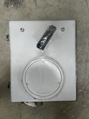 New Cooper Power Systems CBC-8000 Capacitor Bank Control @1A