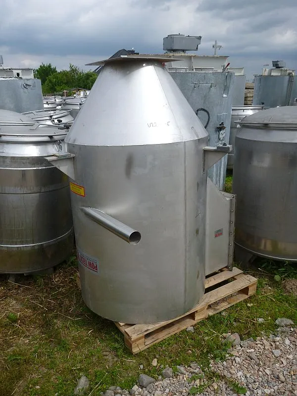 USED POWTECH 1,100 LITRE