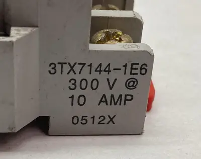 Used SIEMENS 3TX7144-1E6 Relays & Switches Ohio US | Surplus Asset Holdings #1239874
