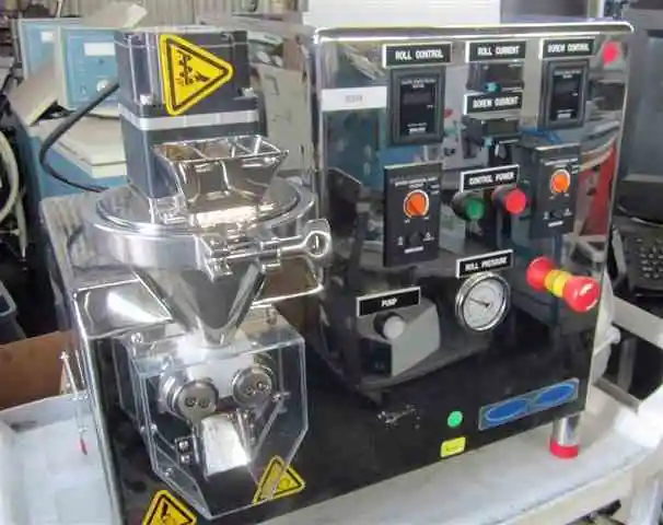 Used FREUND-VECTOR CORPORATION TFC-LAB Roller Compactors New Jersey US | Phoenix Equipment Corp #176058