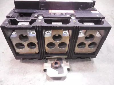 Square D ME36600LIG I-Line Electronic Trip Circuit Breaker 600 Amps 600VAC Used