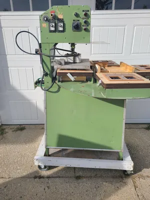 USED VISUAL THERMOFORMING DS-6