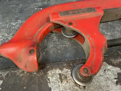 Used THE RIDGE TOOL COMPANY 62 Hand Cutters Ohio US | HGR 24 #1358123