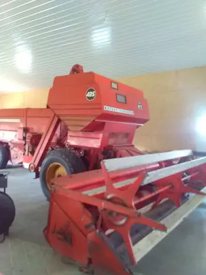 Used MASSEY FERGUSON 405 Combines Nebraska US | Trustworthy Equipment #1403545