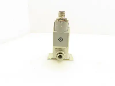 SMC VX230HZ3A 2-Way Solenoid Valve NC 24VDC Coil 3/8" Push Connect Lot of 6