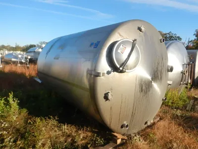USED PREFERRED STAINLESS 3,200 GALLON