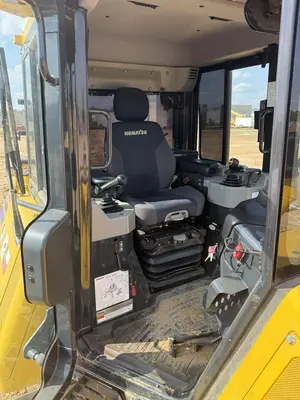 Used 2022 KOMATSU D61PXI-24 Bulldozers Texas US | Proxy Equipment #1382989