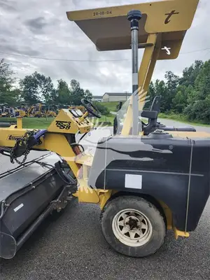 USED 2005 TERRAMITE TSS38