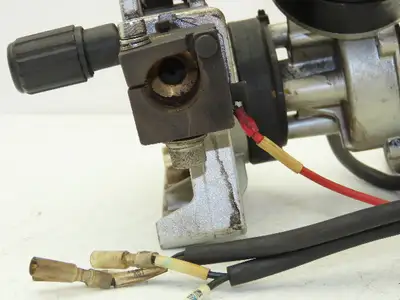 Yaskawa YWE-WFR42DX2 Tokinarc Wire Feed BROKEN BRACKET