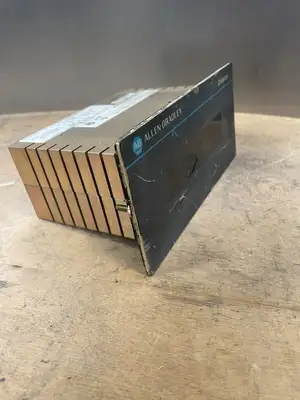 USED Allen Bradley Allen Bradley 2706-D21J2