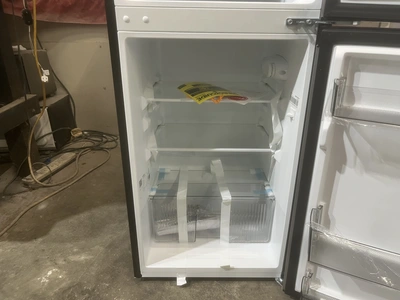 Used MIDEA ENERGY STAR Refrigerators Michigan US | Miedema Asset Management Group #1340967