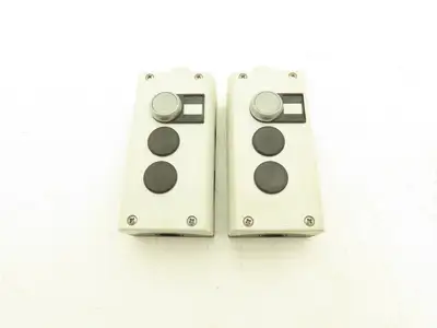 Moeller 60947 3-Hole PB Box IEC IP67 1 Lighted Pushbutton 1NO Contact Lot of 2