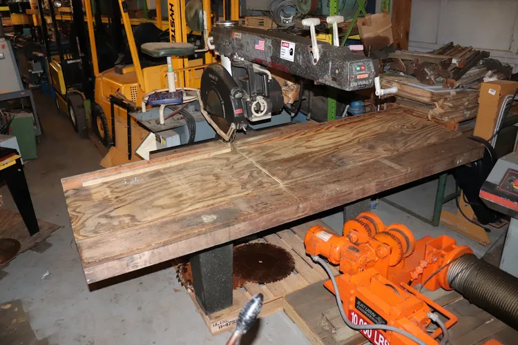 Used DEWALT _UNKNOWN_ Woodworking Radial Arm Saws | INTER-PLANT SALES #344120