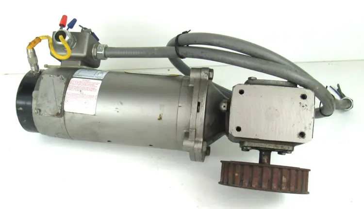 Used BALDOR & BOSTON GEAR F71315B5J Motors (misc) | Industrial Parts R Us Inc. #359627