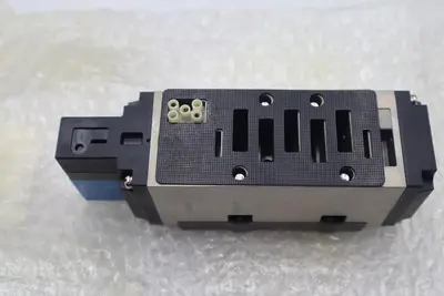 SMC VSS8-8-YZ-S-3EZ-V1 SOLENOID VALVE NEW STOCK #K-1206A