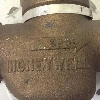 USED HONEYWELL V5011C 1623