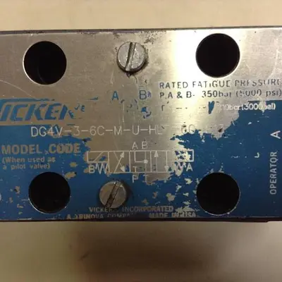 USED VICKERS DG4V-3-6C-M-U-HL7-60-B13