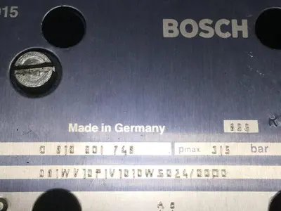 USED BOSCH 0 810 001 740