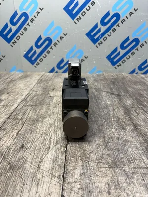 BOSCH REXROTH 4WRPE 10 Q3-80M-20/G24K0/A1M Pumps & Hydraulics | ESS Industrial Equipment Sales (5)