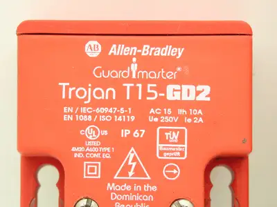 Allen Bradley 440K-T11287 Trojan T15-GD2 Guardmaster Safety Switch Lot of 2