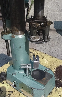 USED ROLL TYPE CAP CRIMPER ROLL TYPE CRIMPER