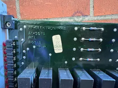 USED FF ELEKTRONIKKA AL36FA  AUTOLOG 30713 W/ LOT OF 8 -  OPTO 22 RELAY