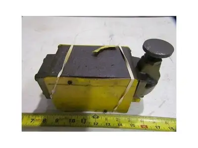 Sperry Vickers DGX 061BL 51 Reducing Valve 80-1000 psi